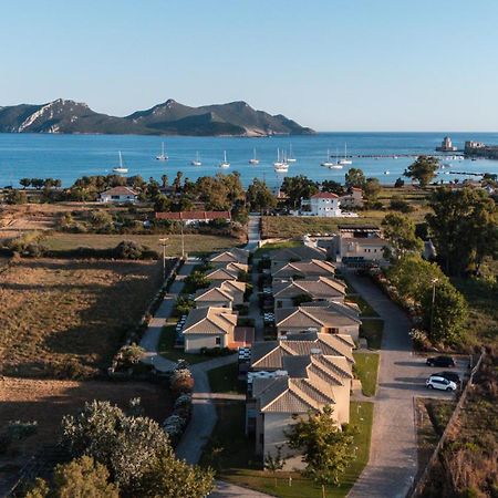 Niriides Luxury Villas 메토니 외부 사진